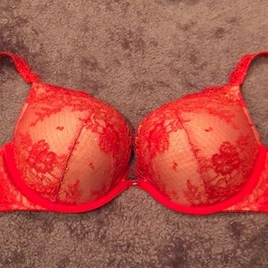 Victoria’s Secret Red Lace Holiday Bra 36D